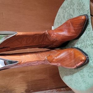 Western boots by Vaquero